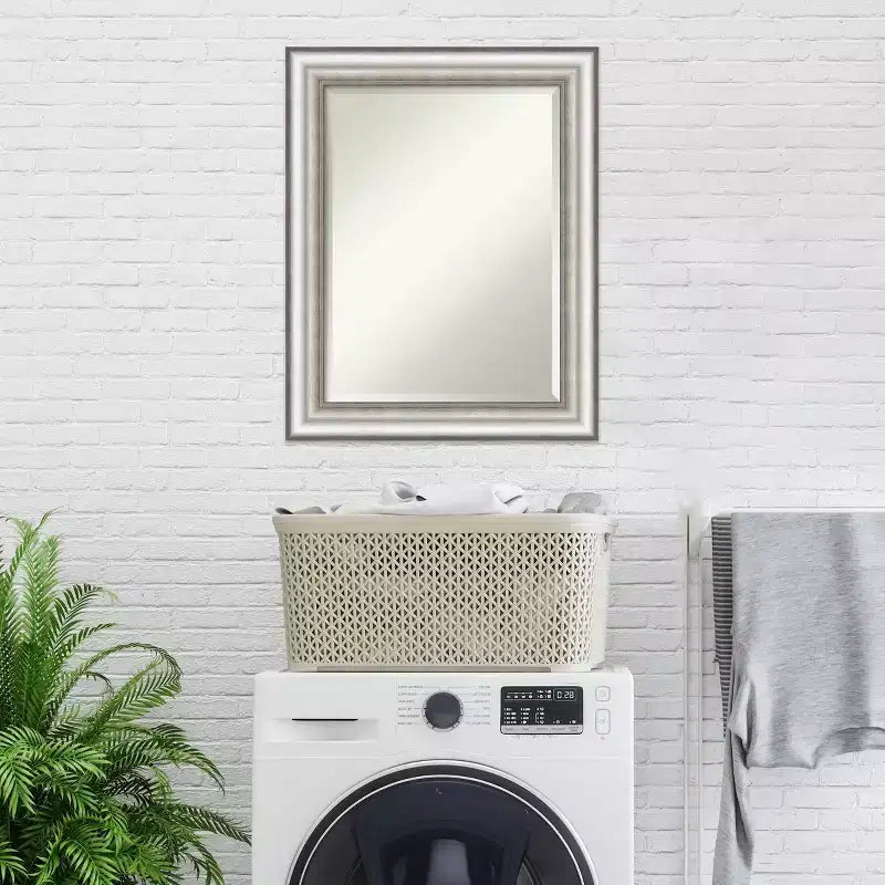 Specchio da parete rettangolare smussato argentato, 23" x 29", singolo