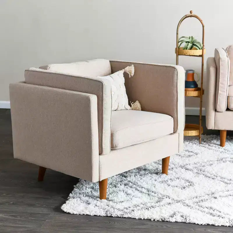Poltrona imbottita beige / marrone / grigia con gambe in legno massello – 1 posto