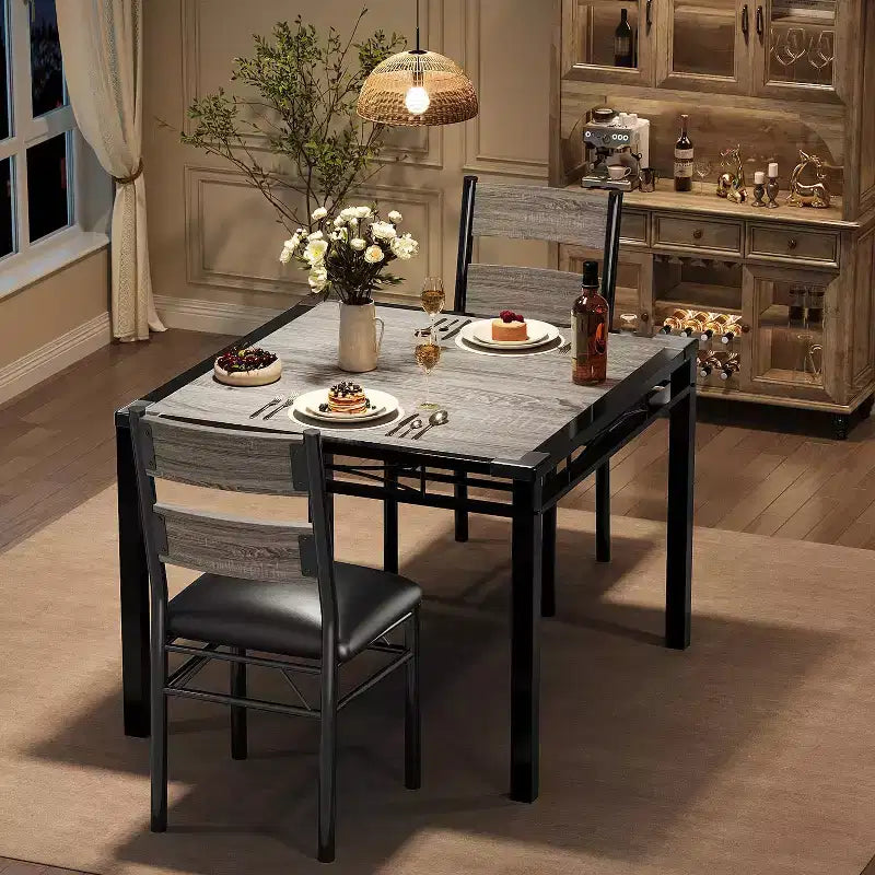 Set tavolo da pranzo marrone/grigio – piano in legno e sedie imbottite, 3 o 5 posti