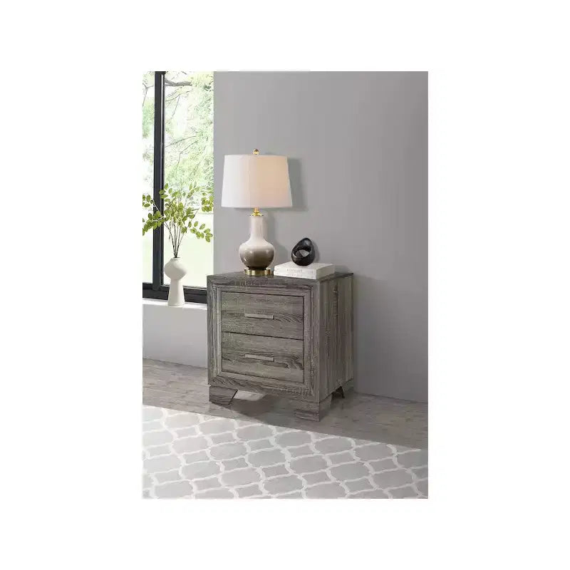 Comodino a 2 cassetti in rovere marrone con gambe affusolate